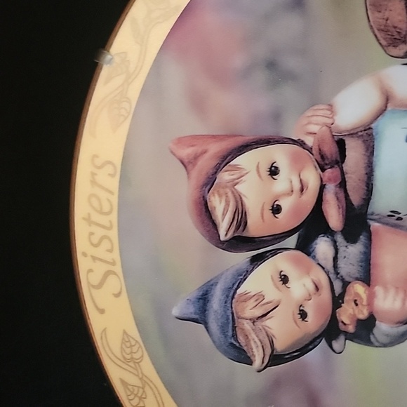 Danbury Mint Sisters Collector Plate - Picture 2 of 5